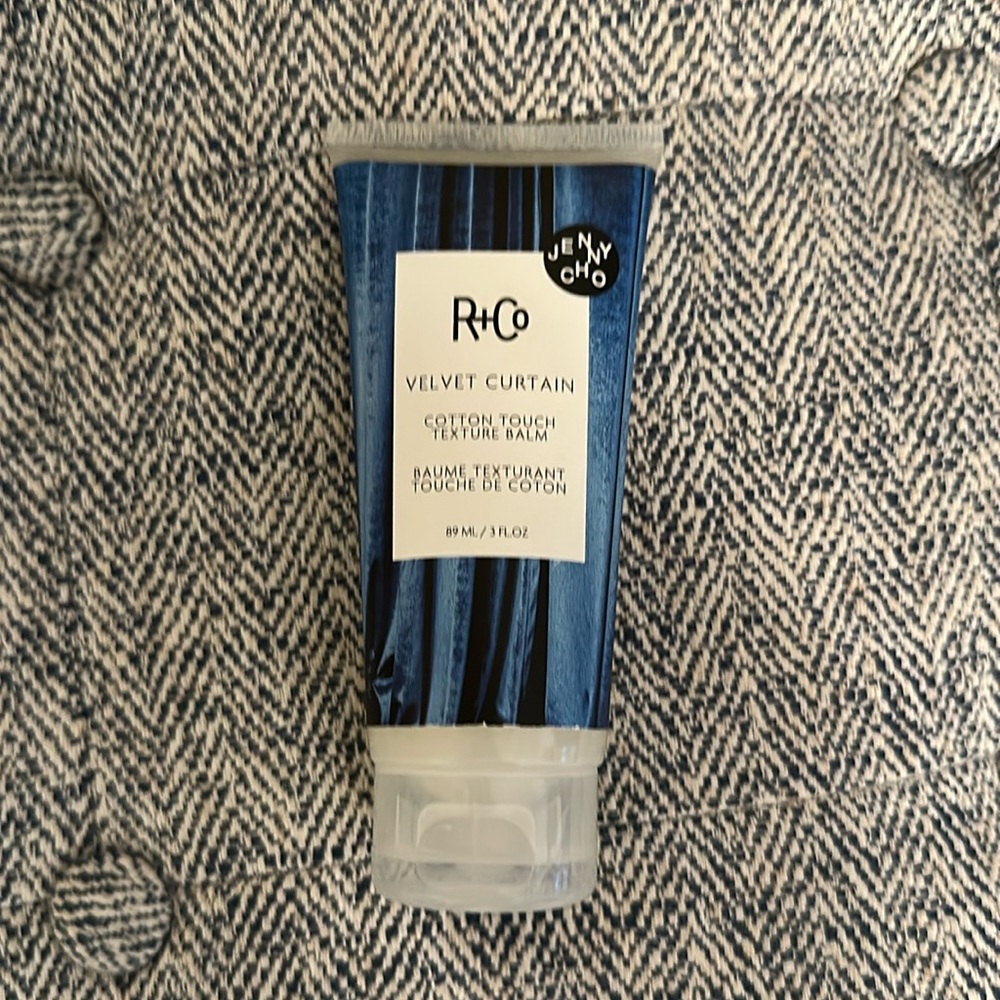 R+Co Velvet Curtain Cotton Touch Texture Balm